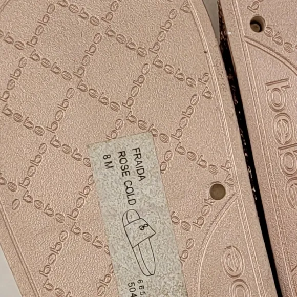 BEBE Fraida Slip on sandals Rose Gold with glitter front Size 8