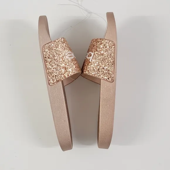 BEBE Fraida Slip on sandals Rose Gold with glitter front Size 8