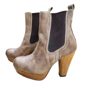BED STU Brahmin Chelsea Pull On Heeled Boots 7.5 Brown Leather
