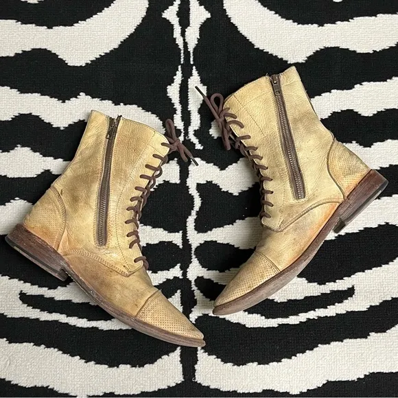 Bed Stu Sabre Combat Boots Antiqued Tan Rustic Distressed Leather Size 8.5
