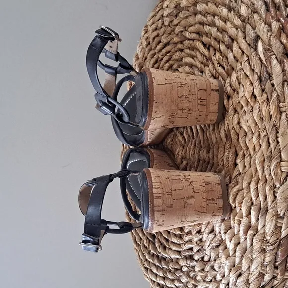 Bernardo Women's Navy Wedge Strap Heels Leather/Cork‎ Size 7.5 NWOT