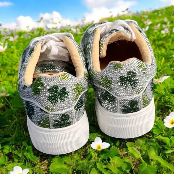 Betsey Johnson Sidny Clover Print RhinestonePlatform Sneakers Sz. 7 NWOT