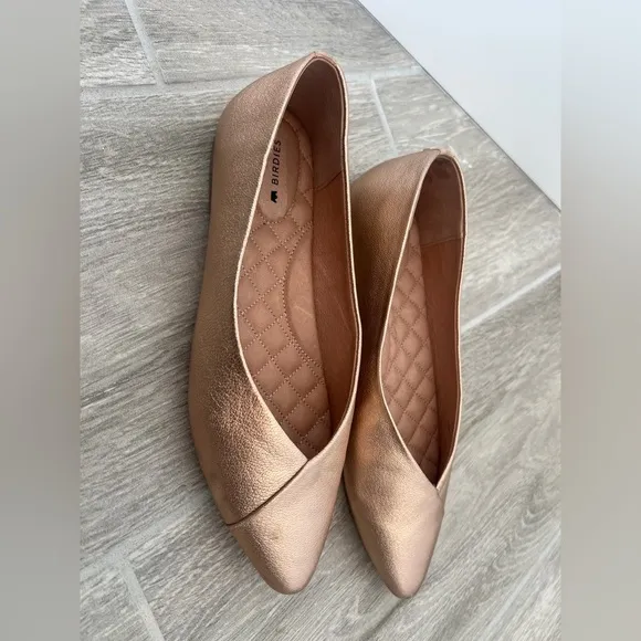 Birdies The Goldfinch in Gold Leather Pointed-Toe Flats Womens Size 6.5