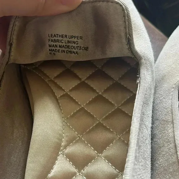 Birdies The Starling in Stone Suede