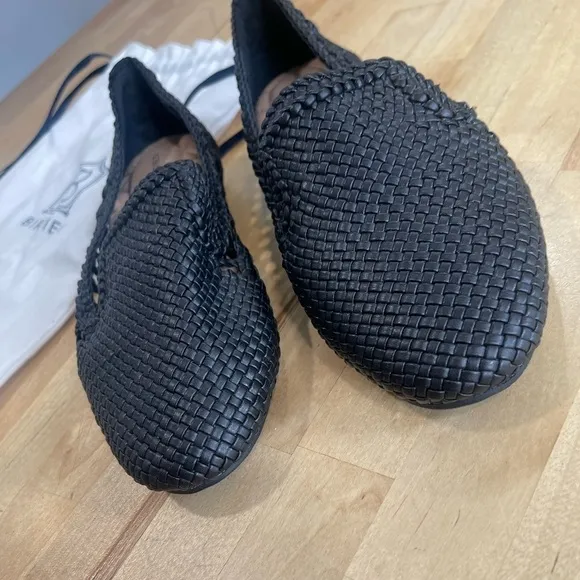 Birdies Women's Black Vegan Leather Woven Starling Flat Loafers Size 55