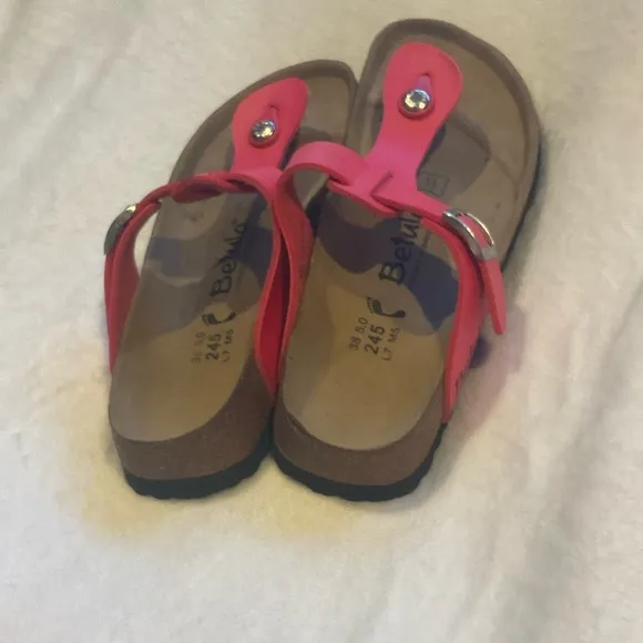 Birkenstock Betula Slip On Sandals Hot Pink T Strap Barbiecore Sz 7 (38)