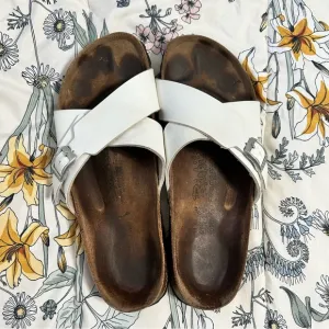 Birkenstock White Leather Women’s Santosa Sandal Size 9