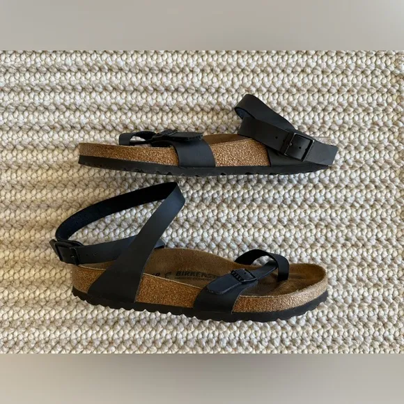 Birkenstock Women’s Yara Black Ankle Strap Toe Loop Sandals EUR 40 US 9, 9.5