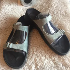 Birkenstock’s Tatami Blue Printed 2 Strap Sandals
