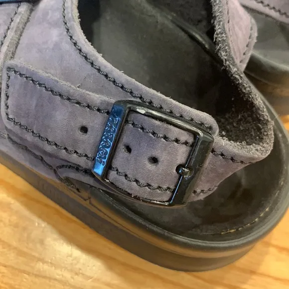 Birkenstocks TATAMI. Leather buckle strap sandals 39