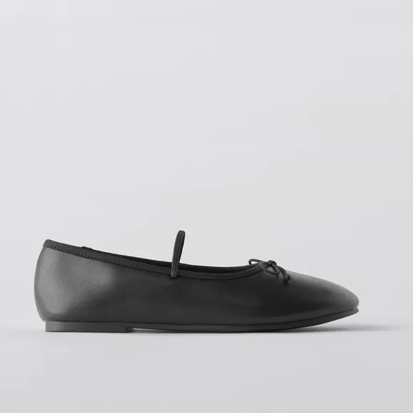 Black ballet flats