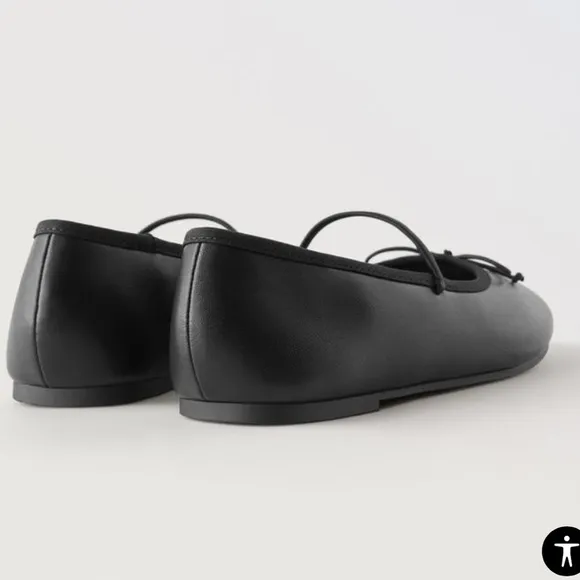Black ballet flats