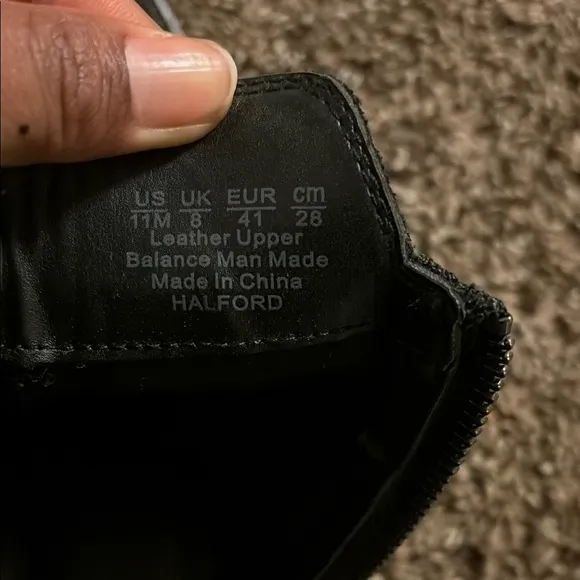 Black Chelsea Leather Boots with Elastic Panels