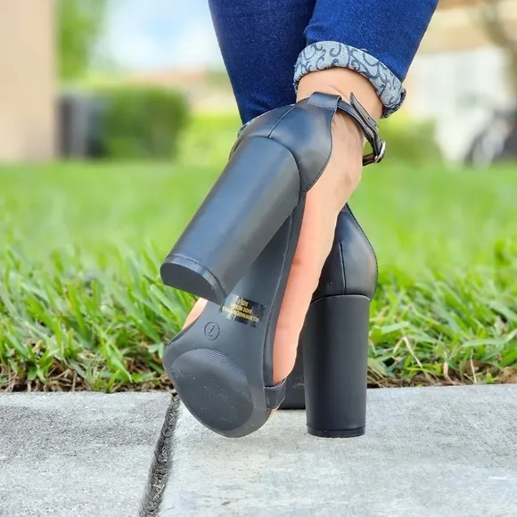 Black PU Ankle Strap Block Heel Dress Sandals