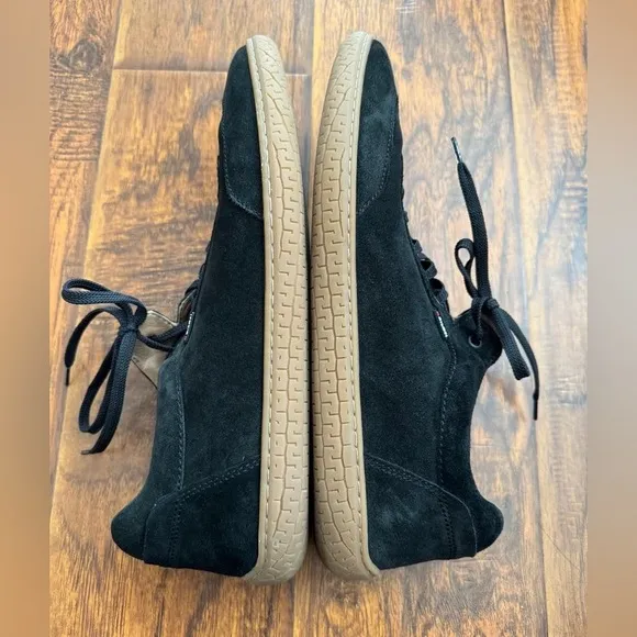 Black Suede Low-Top Sneakers with Rubber Sole
