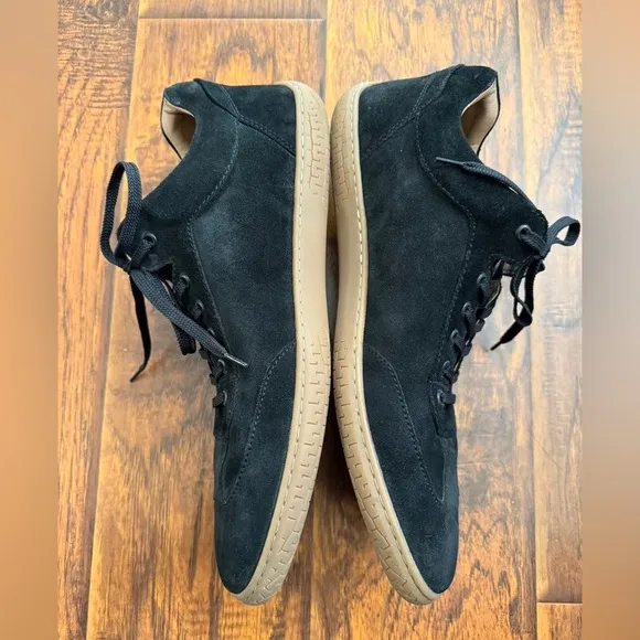 Black Suede Low-Top Sneakers with Rubber Sole