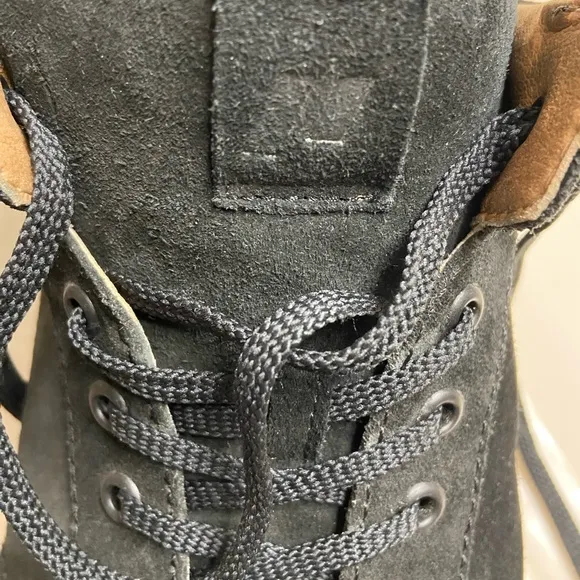 Black Suede Low-Top Sneakers with Rubber Sole