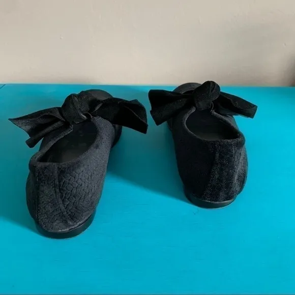 BluBlonc Black Velvet Ballet Flats Girls Shoes 2