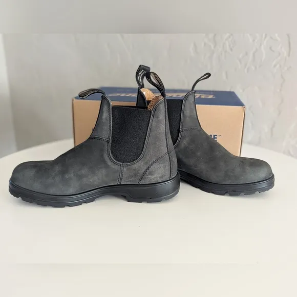 Blundstone 587 Rustic Black Chelsea Boots - Women's US 9 - NEW with Box