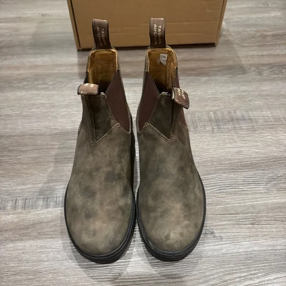 Blundstone BL 585 Rustic Brown Chelsea Nubuck Leather Boots