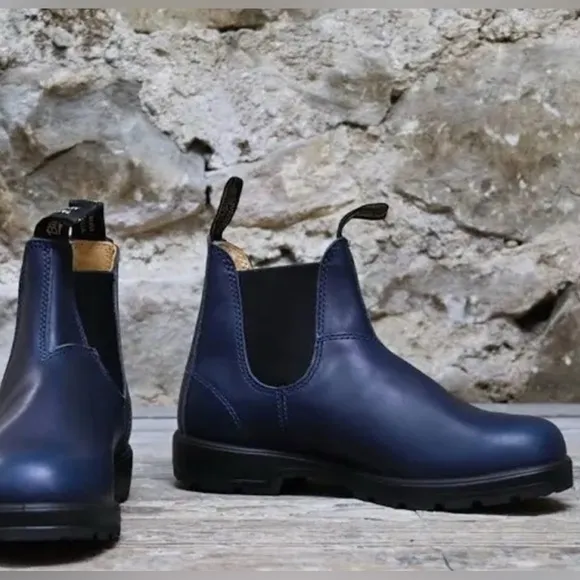 blundstone • classic chelsea boots navy new without box 9
