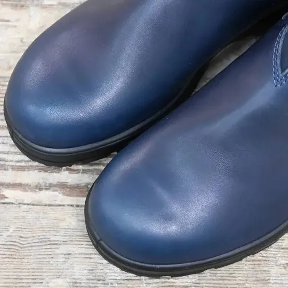 blundstone • classic chelsea boots navy new without box 9