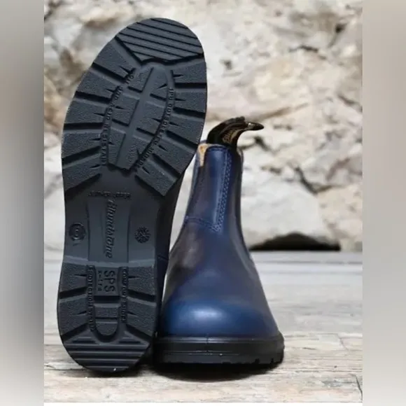blundstone • classic chelsea boots navy new without box 9
