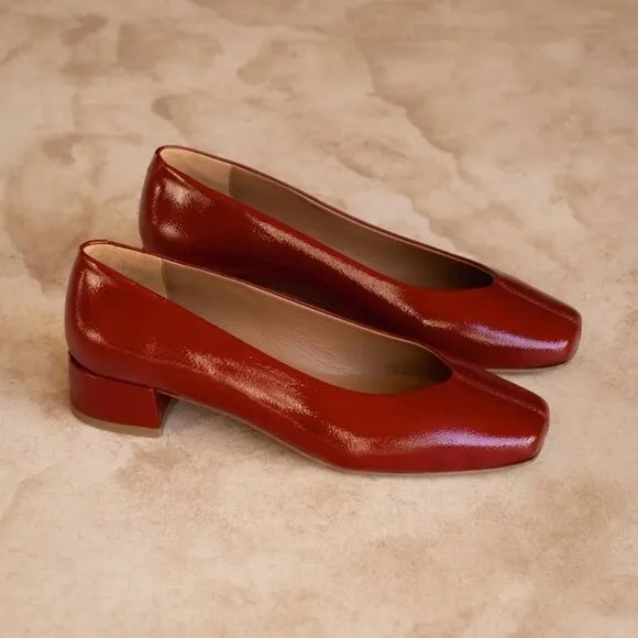 Bobbies Paris Size 40 (9us) Zélie low heel pumps in Cherry Gloss - NEW IN BOX