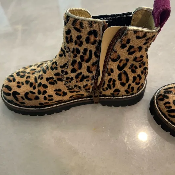 Boden toddler leopard print leather Chelsea boots, size 26