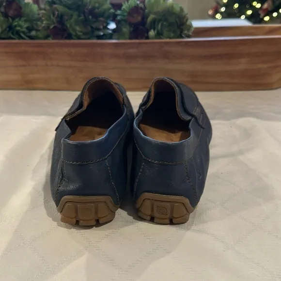 Born Andes Driving shoes loafers blue leather men’s size 10.5 EUC