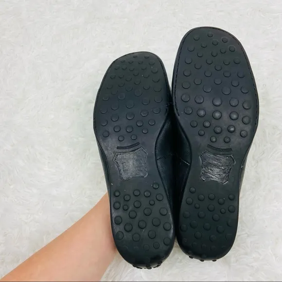 BORN black leather mens slip on driving loafers size 9.5