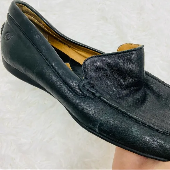 BORN black leather mens slip on driving loafers size 9.5