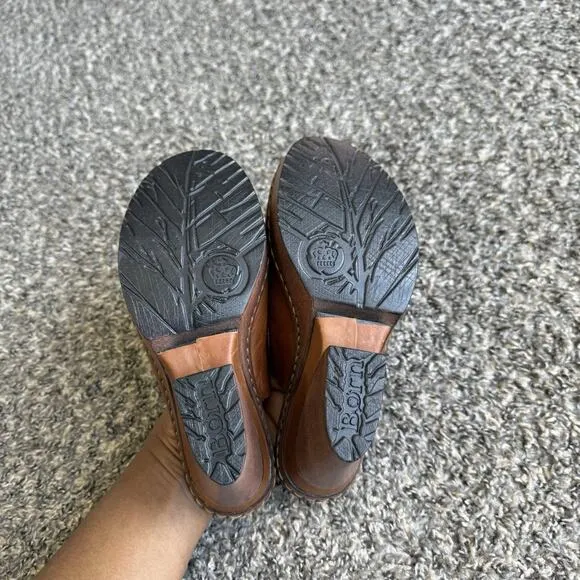 Born Size 7 Brown Leather Platform Heel Sandals Shoes Slide Slip On New