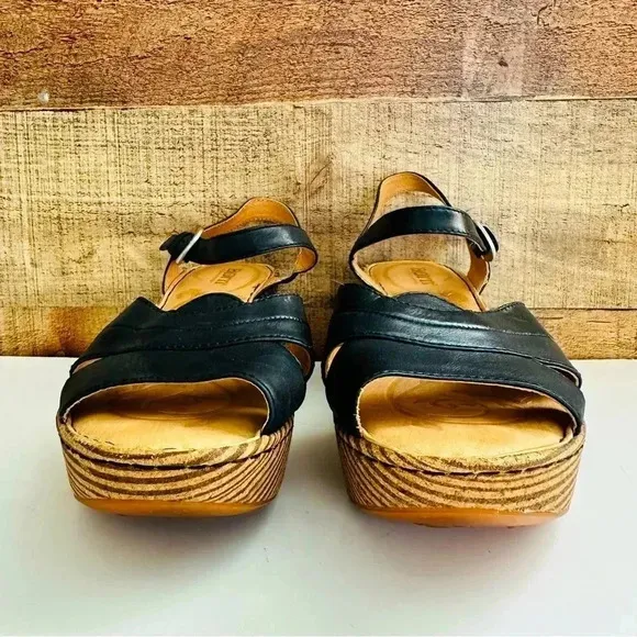 Born Strap Leather Wedged Sandals