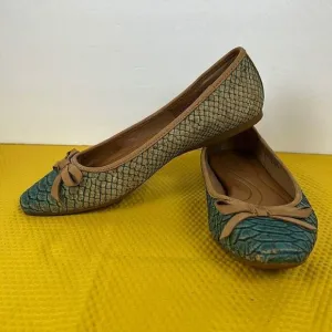 Born Carri Snakeskin Cork Tan Teal Bow Flats 6