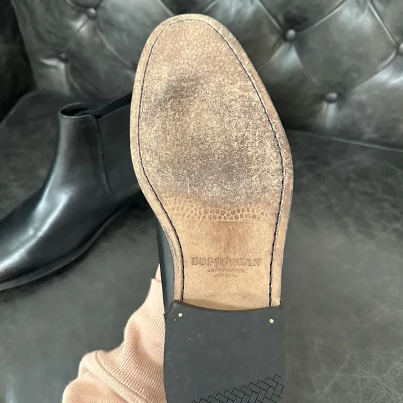 Bostonian commonwealth Chelsea black boots