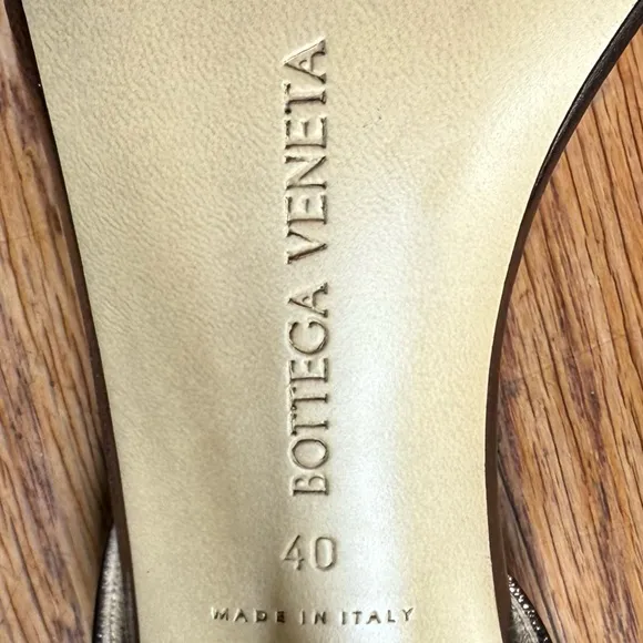 Bottega Veneta Metallic Leather Stretch Size 40