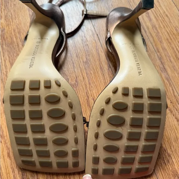Bottega Veneta Metallic Leather Stretch Size 40