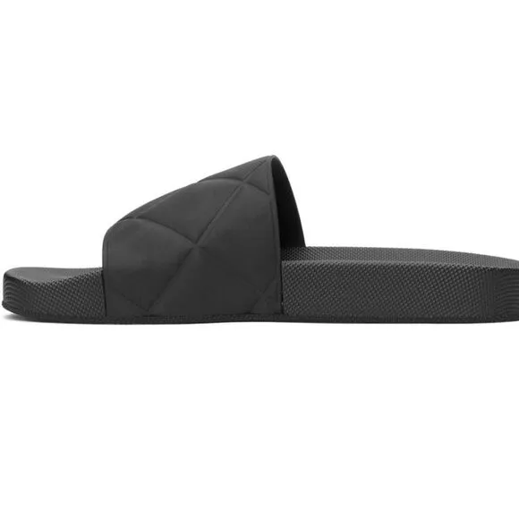 Bottega Veneta Slider Slides