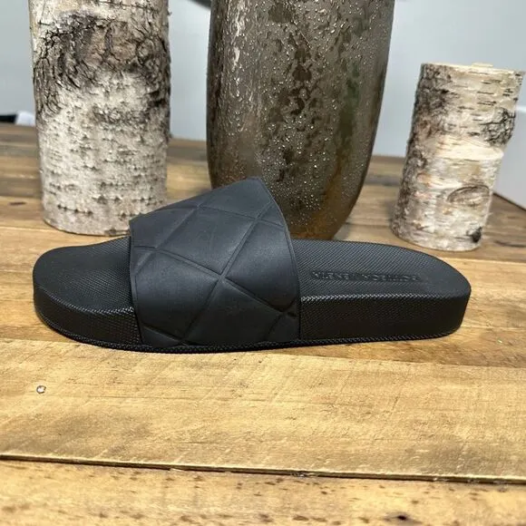 Bottega Veneta Slider Slides