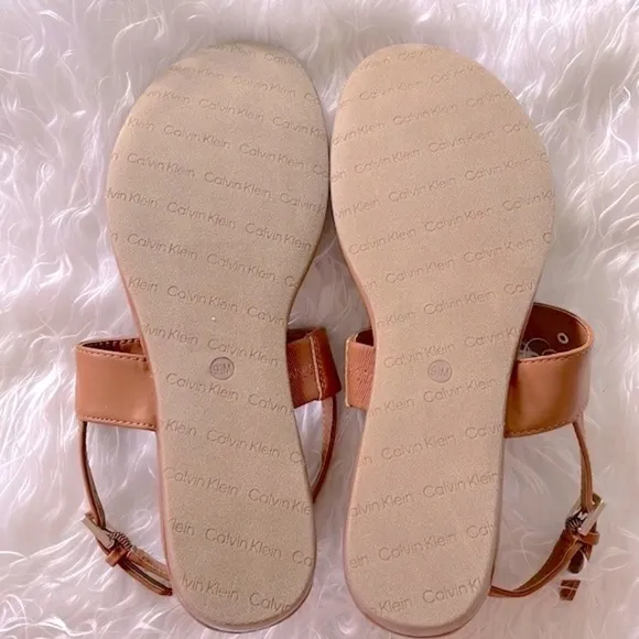 Brand New Calvin Klein Cognac Ankle Strap Thong Sandals Gold Tone Metal Logo