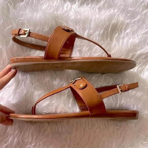 Brand New Calvin Klein Cognac Ankle Strap Thong Sandals Gold Tone Metal Logo