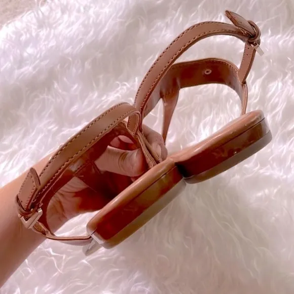Brand New Calvin Klein Cognac Ankle Strap Thong Sandals Gold Tone Metal Logo