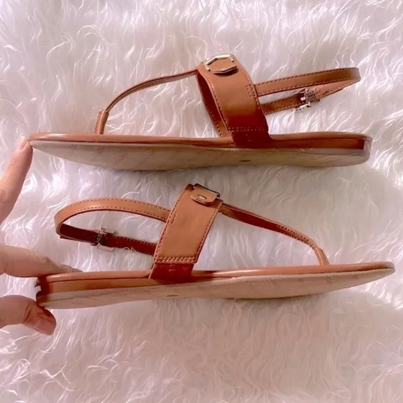 Brand New Calvin Klein Cognac Ankle Strap Thong Sandals Gold Tone Metal Logo