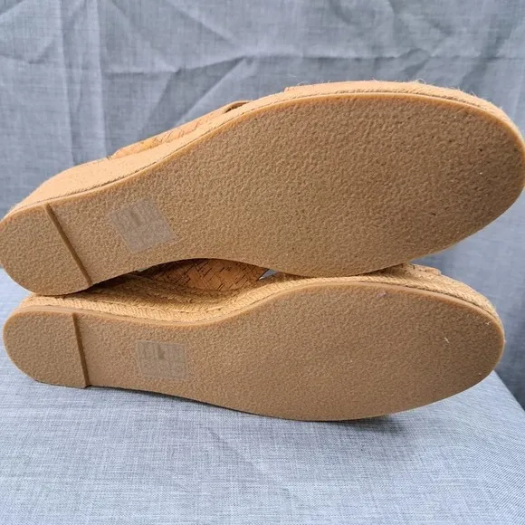 BRAND NEW Jack Rogers Women's Slip On Wedge  Wood Sandals CAMEL Size 9M