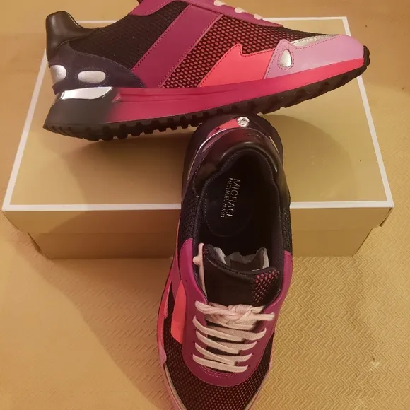 Brand New Michael Kors Monroe Trainers