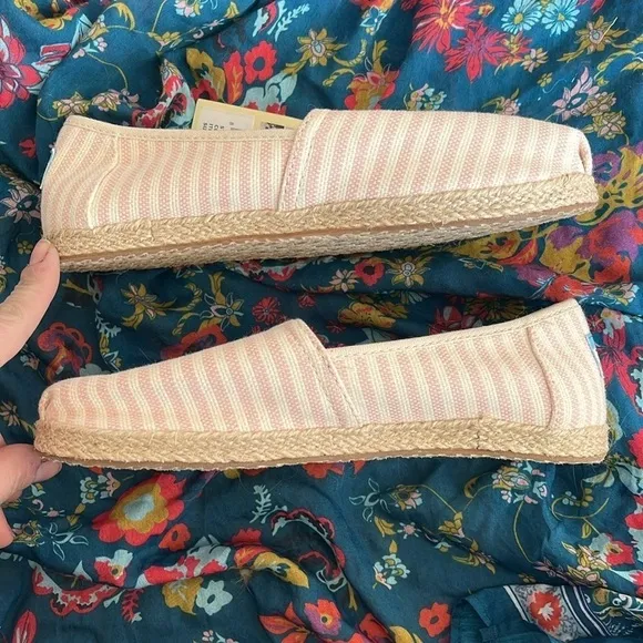 Brand New Toms Blossom Woven Stripe Rope Sole Slip On Flats Spring Pink Canvas