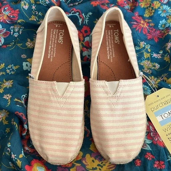 Brand New Toms Blossom Woven Stripe Rope Sole Slip On Flats Spring Pink Canvas
