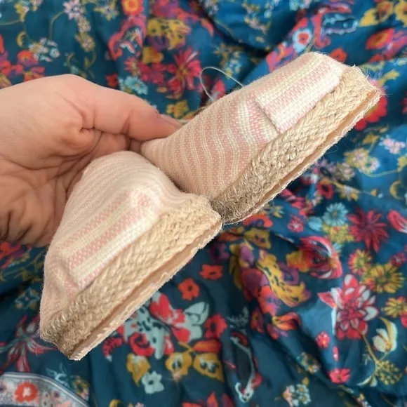 Brand New Toms Blossom Woven Stripe Rope Sole Slip On Flats Spring Pink Canvas