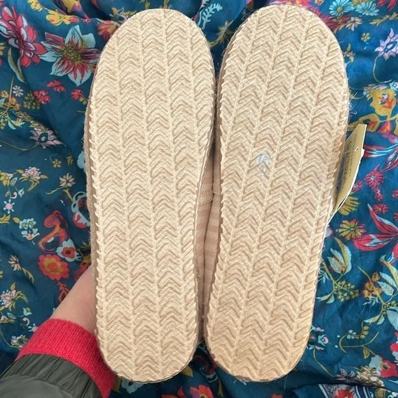 Brand New Toms Blossom Woven Stripe Rope Sole Slip On Flats Spring Pink Canvas